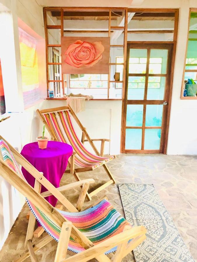 Rainbow Caravan Hostel Las Pilas Exteriör bild